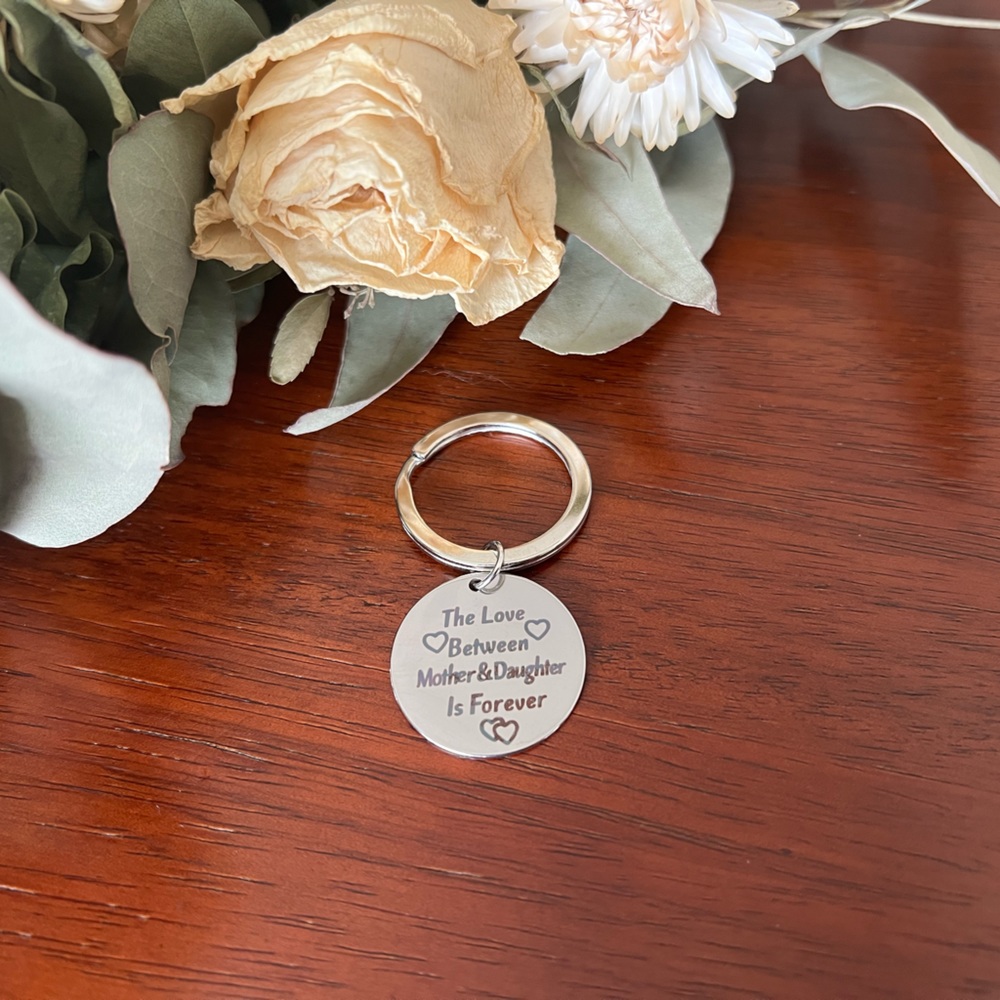 🌸Custom Mothers Day Keychains🌸 - Picture 9 of 12